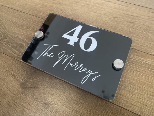 Door number plaque sign